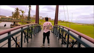 Emmi Colossus - Sixteen (Official music video)