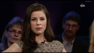 [2/2] Lena Meyer-Landrut - NDR Talk Show (08.04.2011)