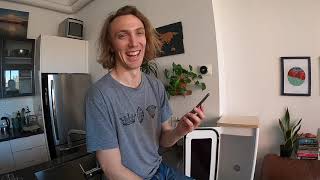 Unboxing a Grobo... with a kitty!