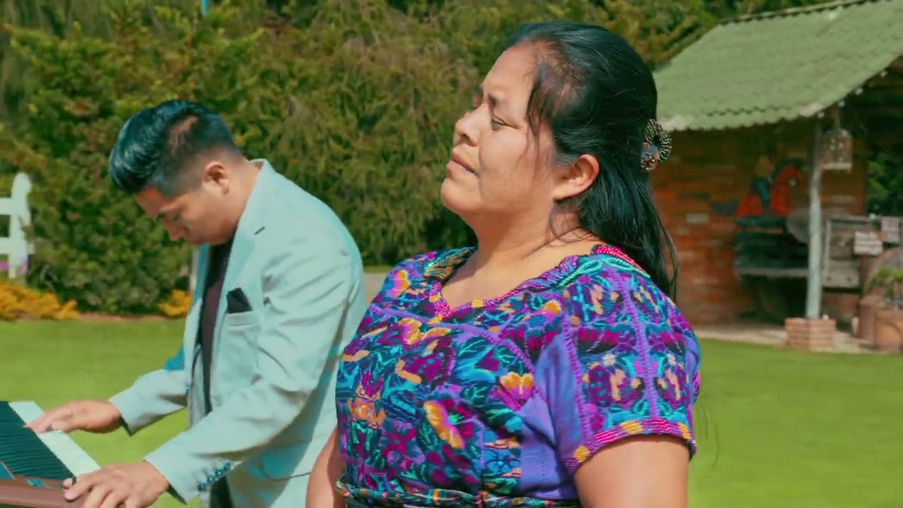 Me a tocado- SUSANA CARAC ft Julio Lux y su teclado video oficial 6K