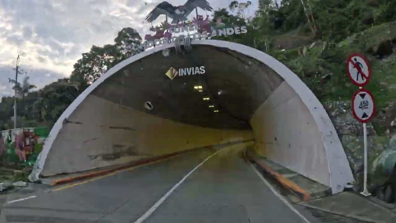 Time Lapse- Driving Over the Cordiller Central On Colombia 40