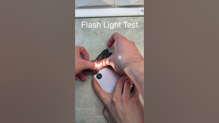 iPhone 16 Pro Max vs S25 Ultra Flash Light Test 🔦 Wait Until the End! #iPhone16 #S25Ultra #FlashTest