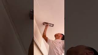 #Apply putty#Scrape off the white coat#Painter#Real photos of the construction site#A pain