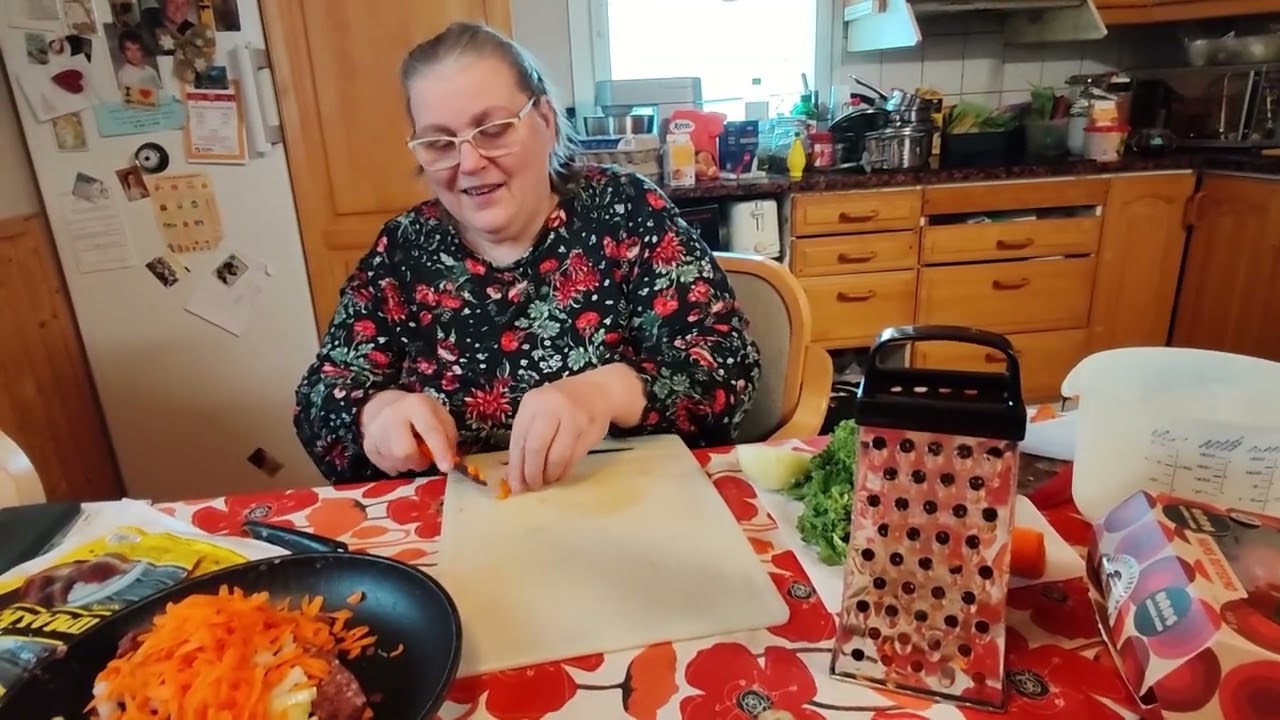 Kausi 5; Jakso 11: Sienikasvis- ja ryynäripasteija sekä minttusuklaa-muffinssi - TM!