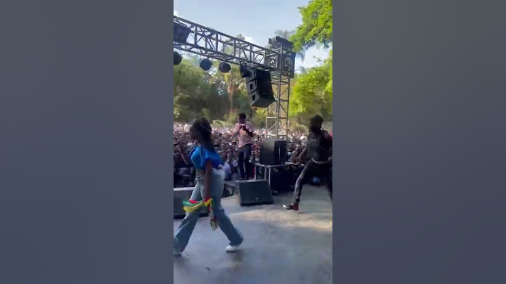 Kikky Badass x Crooger performing Frosty Riddim song 1000 barz at THE BIG SHOW