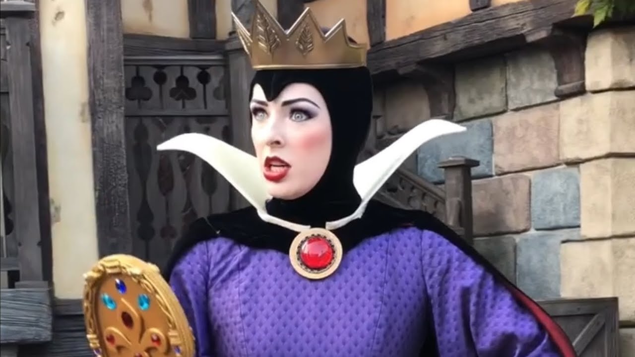 Disneyland: The Evil Queen CONFRONTS Snow White! (Evil Queen Vids Part ...