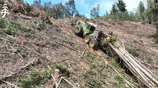 T-WINCH 30.2 pulling a John Deere 768L