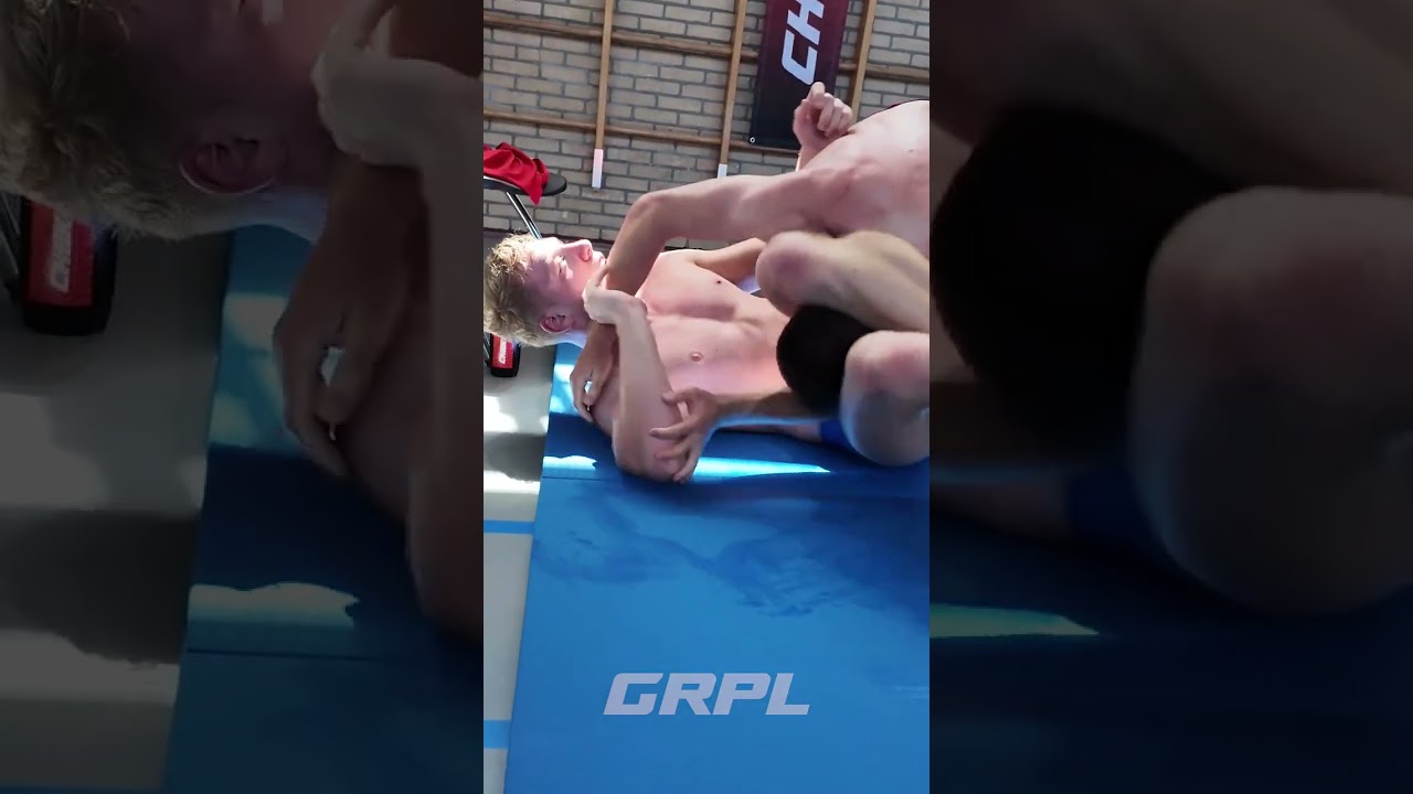 Headscissor Choke in Submission Wrestling