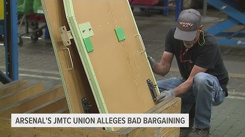 Army union claims colonel, management illegally implemented unfinished work contract | WQAD News 8
