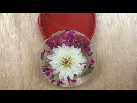 Resin Flowers - How to Dry and Preserve Flowers in Epoxy Resin
