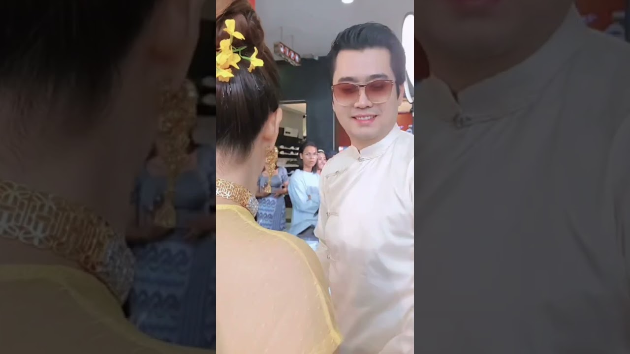 အပြုံးတွေကိုယ်စီနဲ့ စိုးပြည့် ၊ ဟိန်းဝေယံ