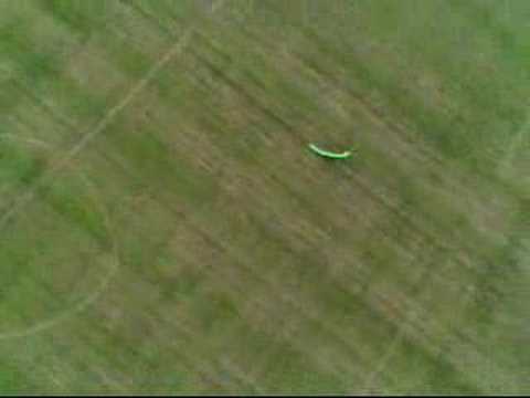 Aerial kite video: Bullet powerkite