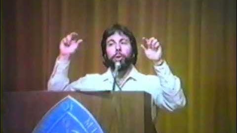 Steve Wozniak Describes Creation of the Apple II