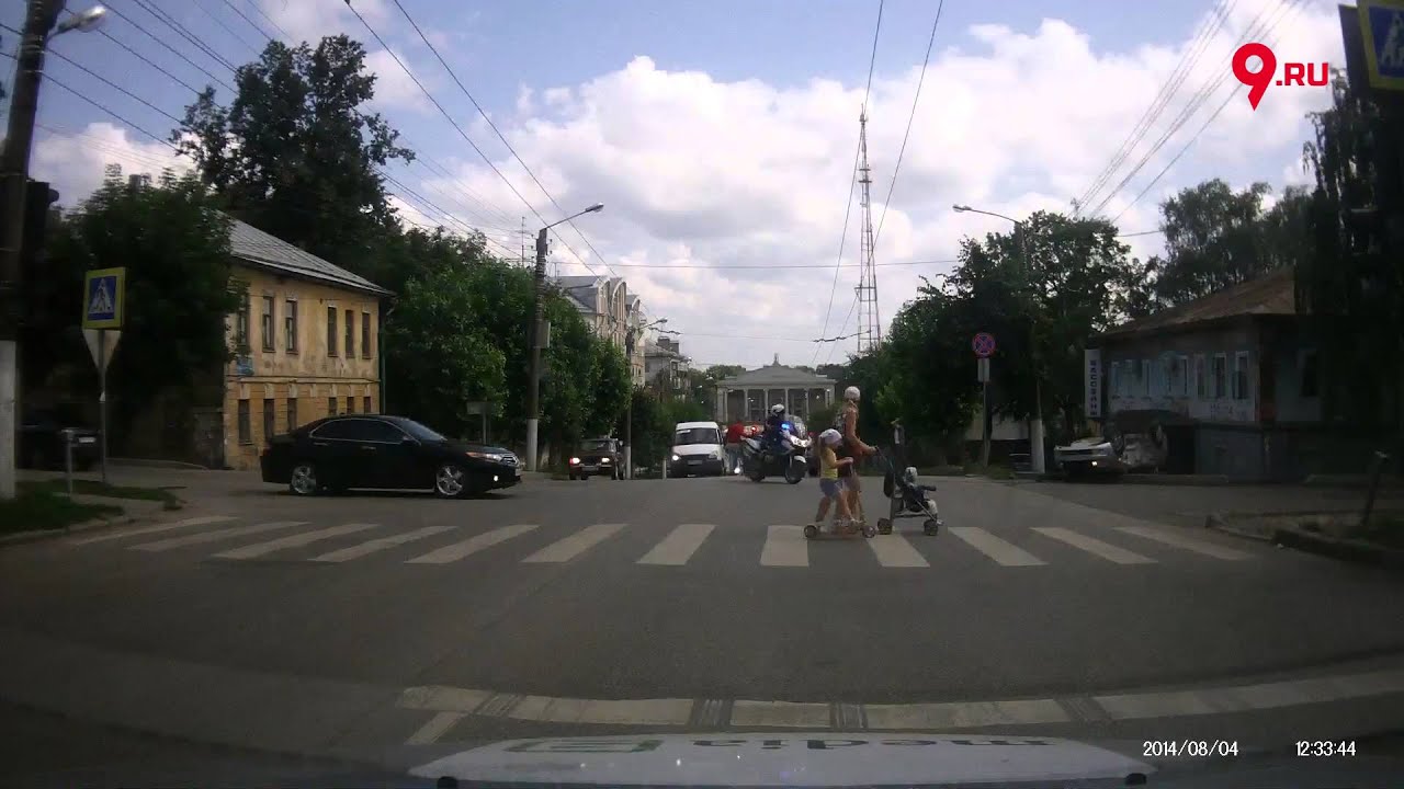 V перевернутая машина