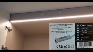Tiras de led en armario con detector de proximidad.