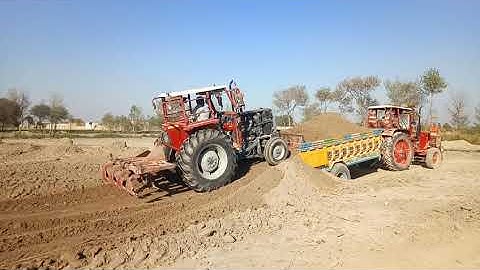 Massey tractor 375 🚜 is Loading soil on Trolley | Massey tractor performance | Tractor ki race