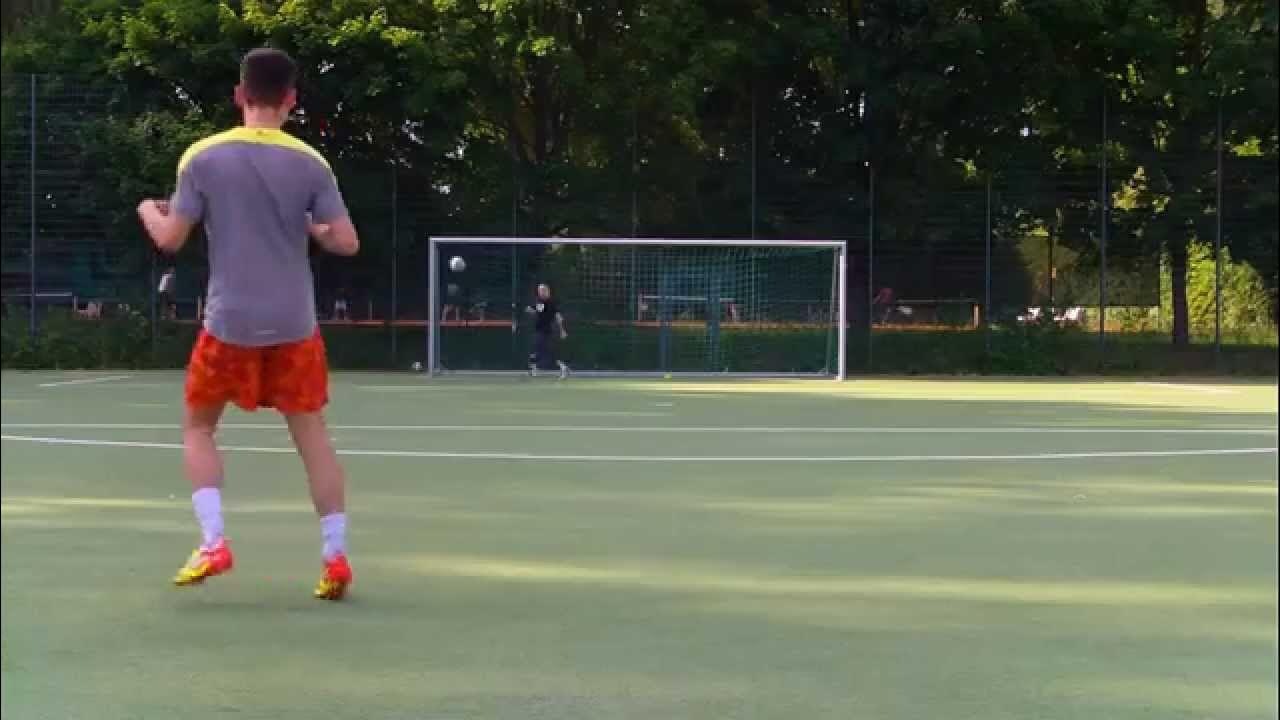 Ronaldo Knuckleball