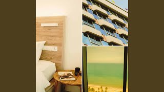 Sumptuous Backdrops for Room Service