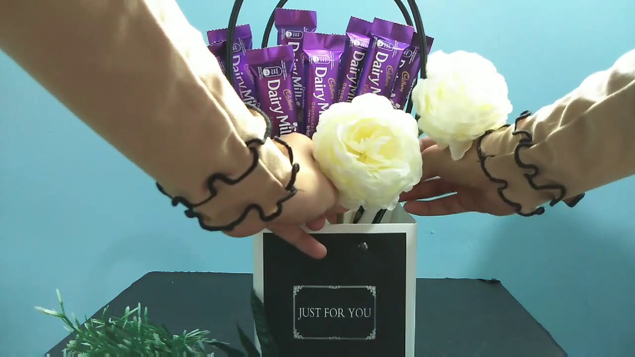 diy bouquet coklat dalam bakul