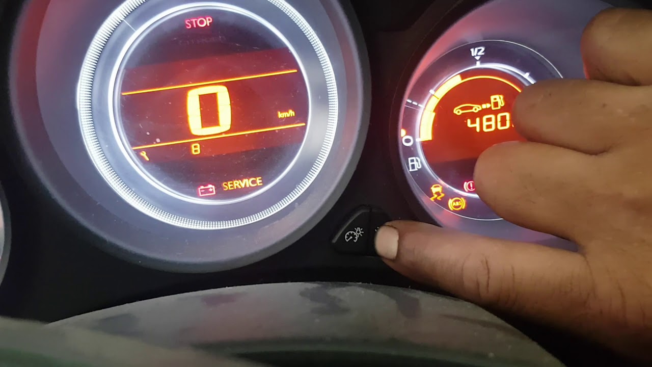 Citroen c4 service пишет