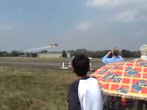 Brendan O'Brien crazy flying, Biggin Hill 2010