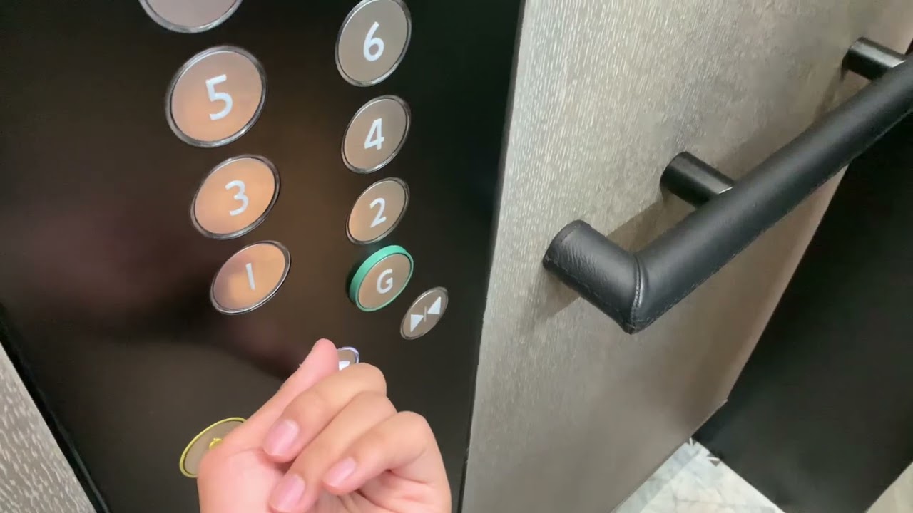 Mitsubishi Traction Elevators/ Lifts @ Londoner Hotel London UK