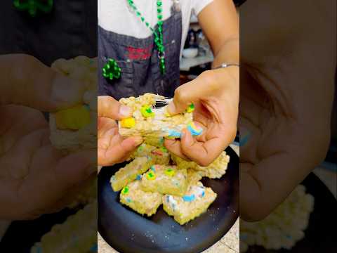 Lucky Charms Rice Krispy Treats🍀 | Flavor4Dinner