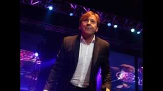 Video Llegó la hora Ricardo Montaner