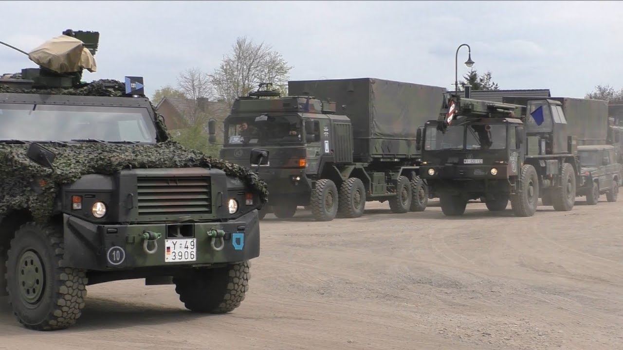 Abfahrt Versorgungsbataillon 131 nach technischem Halt