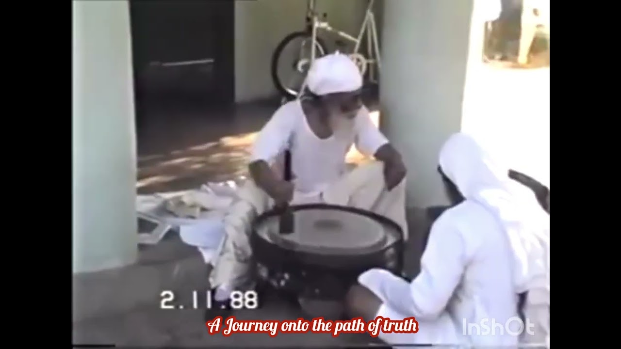 📍ਹਾਜਰਾ ਹਜੂਰਿ ਦਰਿ ਪੇਸਿ ਤੂੰ ਮਨੀਂ📍 📍ਕਰੀਮਾਂ ਰਹੀਮਾਂ ਅਲਾਹ ਤੂ ਗਨੀਂ📍   ♥️ ਸਦਾ ਮੌਜੂਦ ਜਾਗ੍ਤ ਸਵਰੂਪ  ♥️