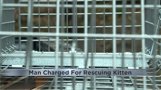 Freeport man charged with trapping cats after rescuing abandoned kittens