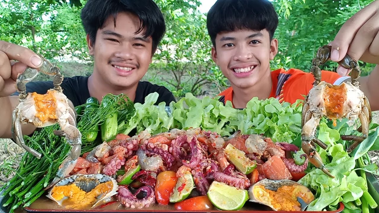 ตำปูไข่ดอง กุ้งสด แซลมอน หนวดหมึก รวมความแซ่บความฟินไว้ในถาดเดียว มาแซ่บๆด้วยกันครับ. | เนื้อหาทั้งหมดเกี่ยวกับเกม ทำ อาหาร ทะเลล่าสุด