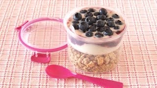 Granola Yogurt Parfait (Breakfast To Go) グラノーラ ヨーグルト パフェ - OCHIKERON - CREATE EAT HAPPY
