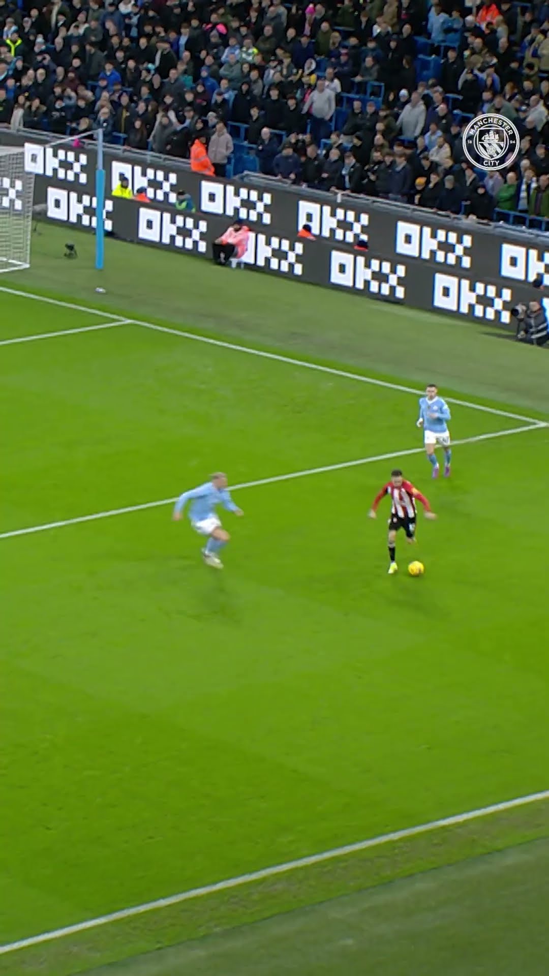HAALAND ? Winning the ball back ? #mancity #football #shorts #shortsvideo #shortsfeed
