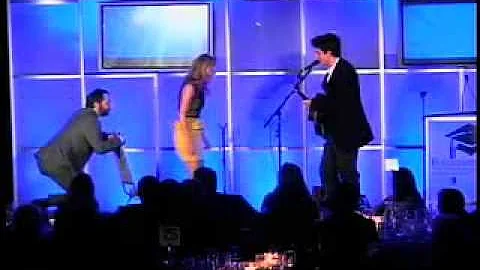John Mayer [Serenades Leslie Mann - 10/26]