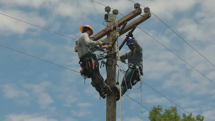 Class 77 - Thirteenth Week at Lineman School | SLTC