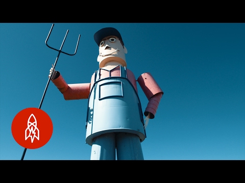 Giant Sculptures Decorate North Dakota’s Enchanted Highway