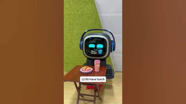 An extremely self-disciplined emo. #emopet #robot #smartphone #funny #tech #gaming #unboxing