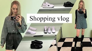 Christmas shopping vlog - Prada &amp; H&amp;M