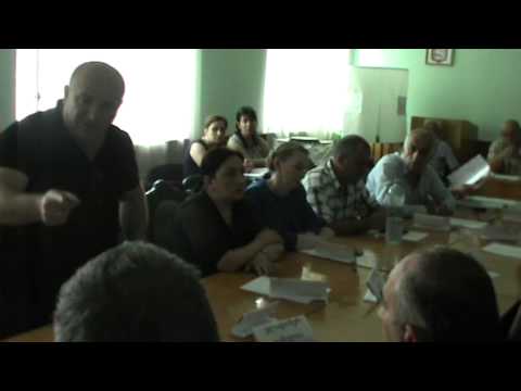 ხმაური წალენჯიხის საკრებულოს სხდომაზე