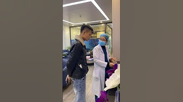 Tư vấn cho khách hàng là điều bắt buộc phải có trước mỗi ca làm việc của bác sĩ #nhakhoahungcuong