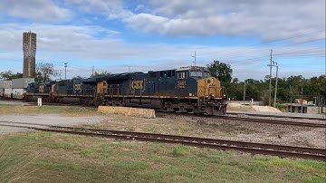 ET44AH leads I025-02 through Cordele. 10/3/2025 9:41 AM