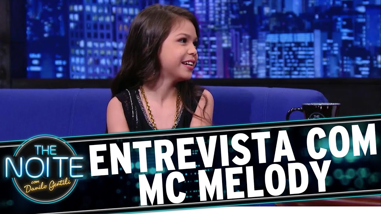 The Noite (25/12/15) - Entrevista com Melody