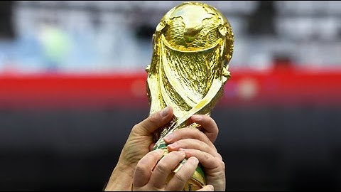 France and Croatia fight for the 2018 World Cup title