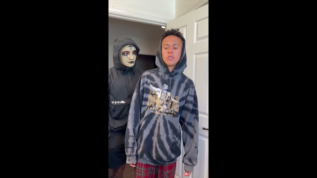 LITTLE BROTHER GOT SO SCARED Shorts Larobenz