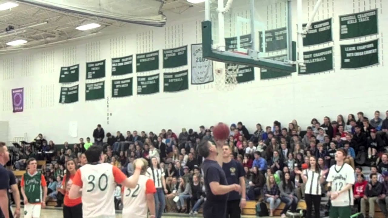 Basketball game with Conifer High School's adaptive P.E. class. - YouTube