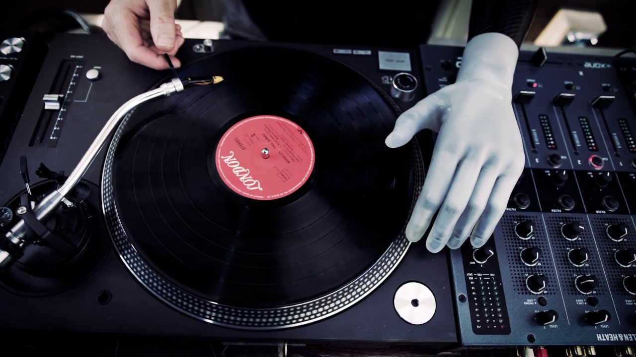 Future Stories: Bertolt Meyer I The Future is Exciting