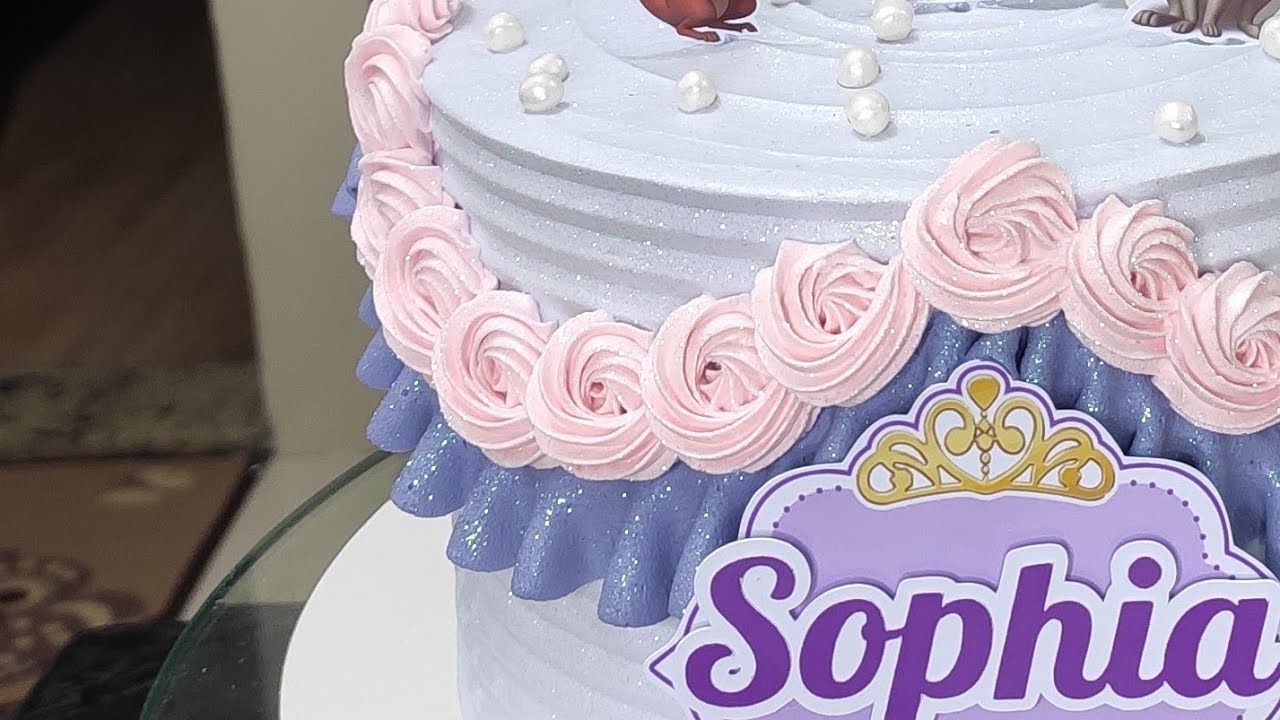 Bolo de Aniversário da Princesa Sofia - Delícias da Zana