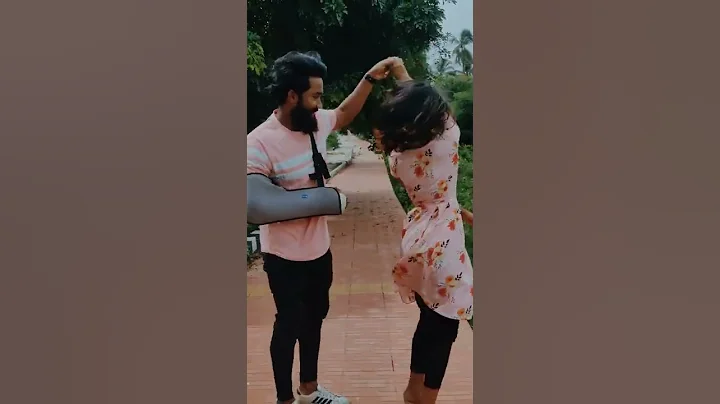 uyire uyire💞💞#trending #viral #couples #reels #diyafavas #shorts #instagram #shortsvideo #romantic