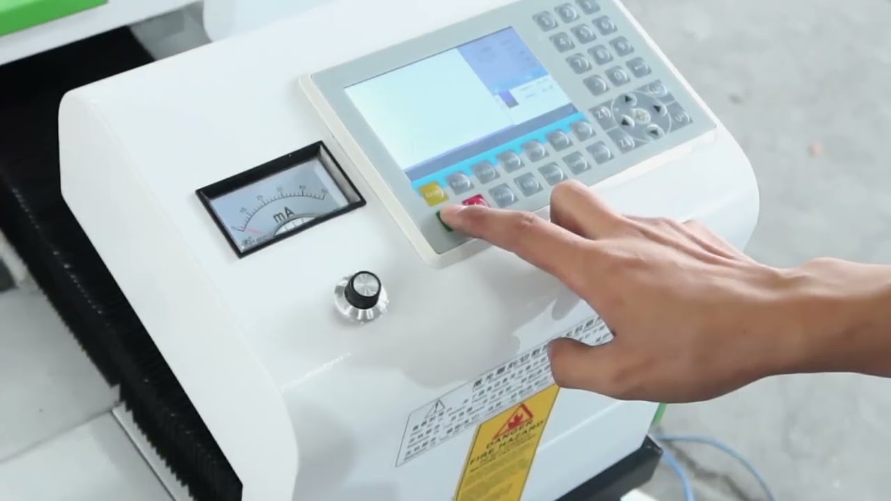 👏1325 CO2 laser cutting machine